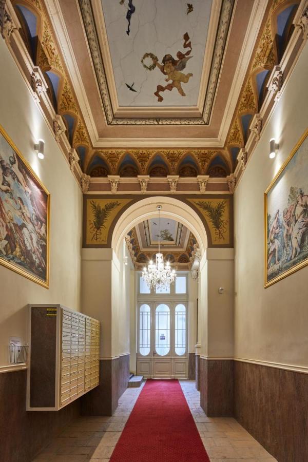 Prague Days - Homey Studio - New Town ภายนอก รูปภาพ