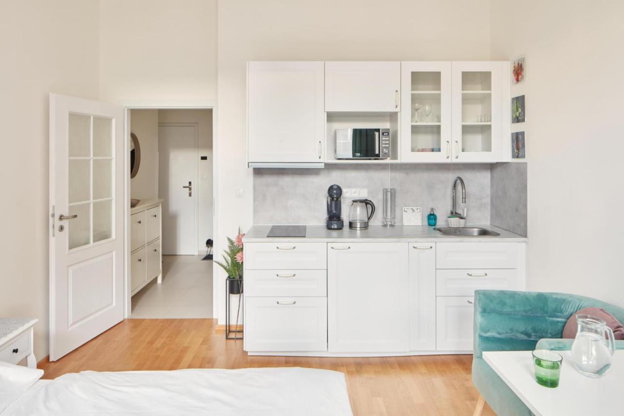 Prague Days - Homey Studio - New Town ภายนอก รูปภาพ